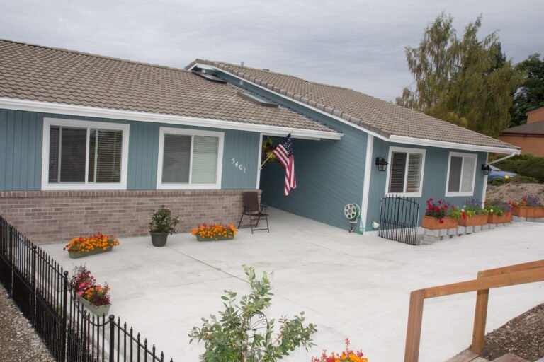 Senior care at Harbor View Adult Family Home in Tacoma, WA