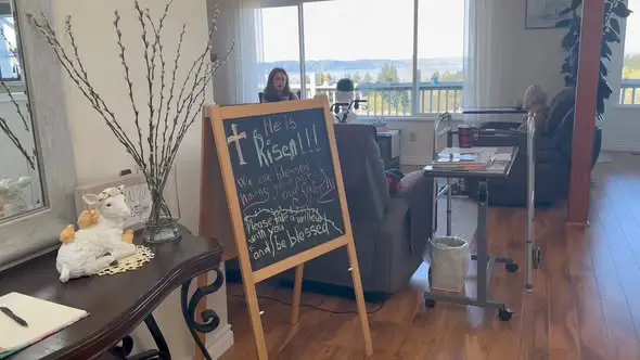 Happy Easter! May your heart be filled with hope, joy, and peace. 🩷🩵💛