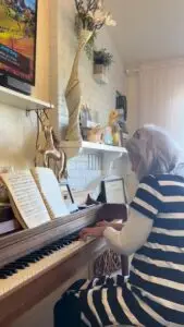 Wonderful Day at Harbor View/ Rainier Vista Farm AFH